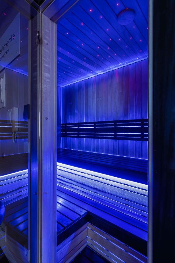 Sky Flat Jacuzzi 27 Floor Apartment ไคลเพดา ภายนอก รูปภาพ
