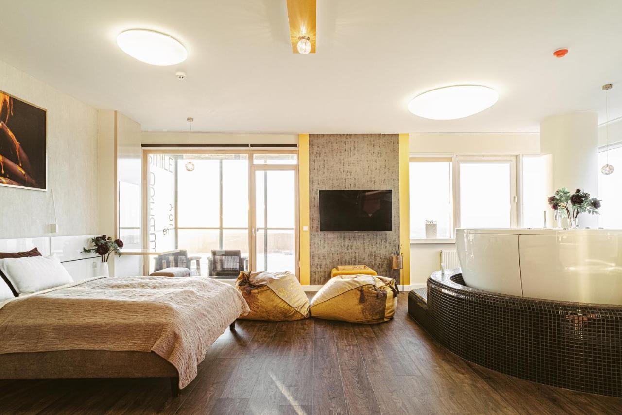 Sky Flat Jacuzzi 27 Floor Apartment ไคลเพดา ภายนอก รูปภาพ